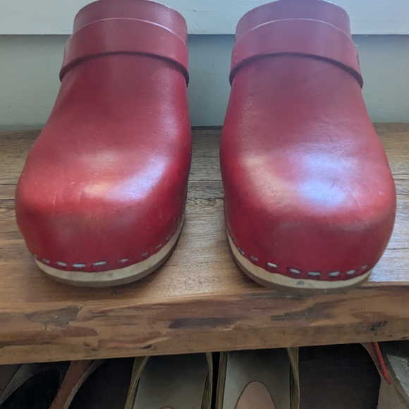 Swedish Hasbeens Red Leather Clogs size 40 GUC - Picture 5 of 13